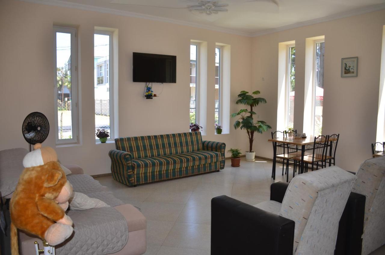 Bed and Breakfast Maka Ureki Exterior foto