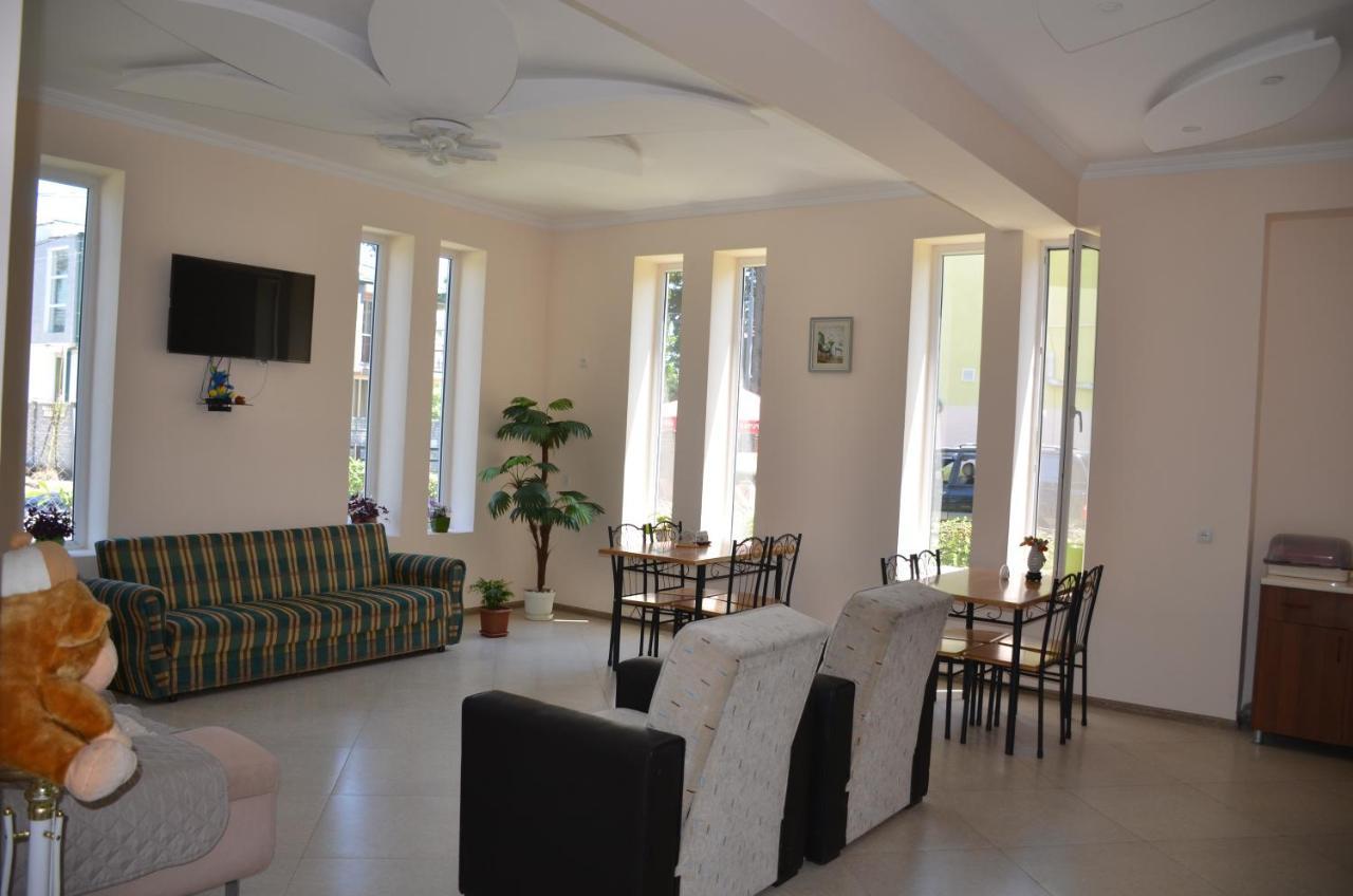 Bed and Breakfast Maka Ureki Exterior foto