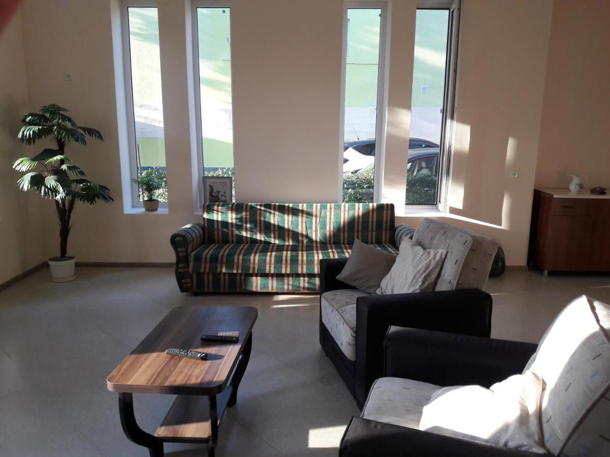 Bed and Breakfast Maka Ureki Exterior foto