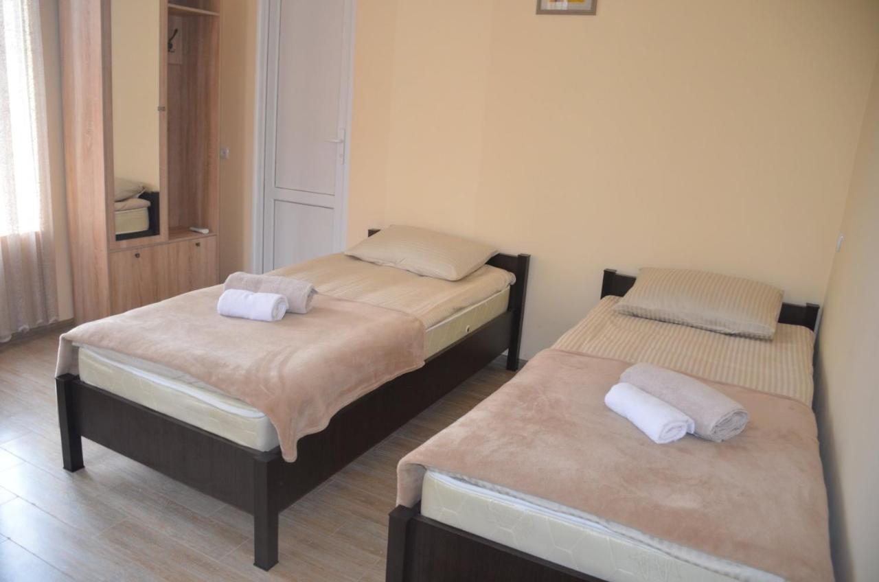 Bed and Breakfast Maka Ureki Exterior foto